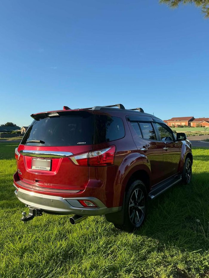 2020 Isuzu MU-X LS-T