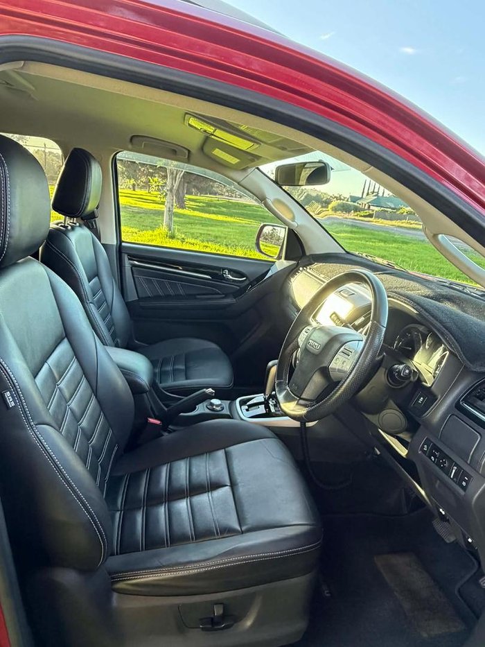 2020 Isuzu MU-X LS-T