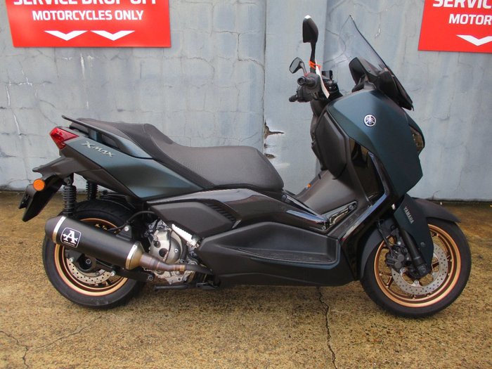 2023 YAMAHA XMAX 300 (CZD300A) GREEN