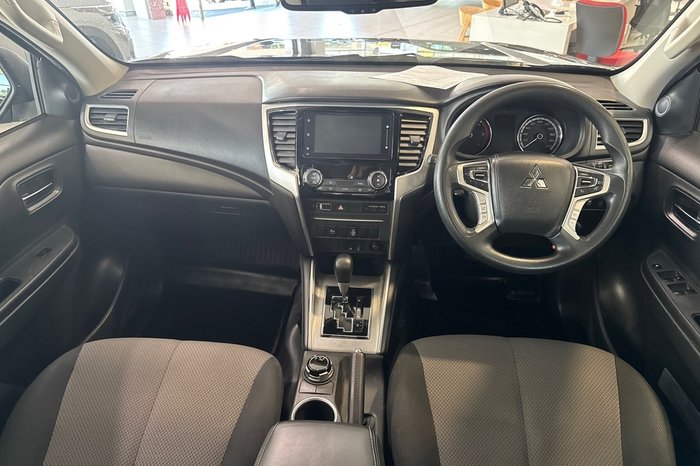 2023 Mitsubishi Triton GLX+