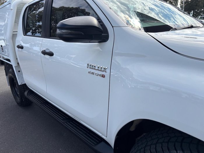 2022 Toyota Hilux SR