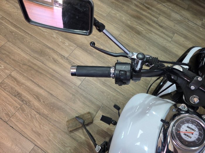 2016 Yamaha XVS650 V-STAR CUSTOM WHITE