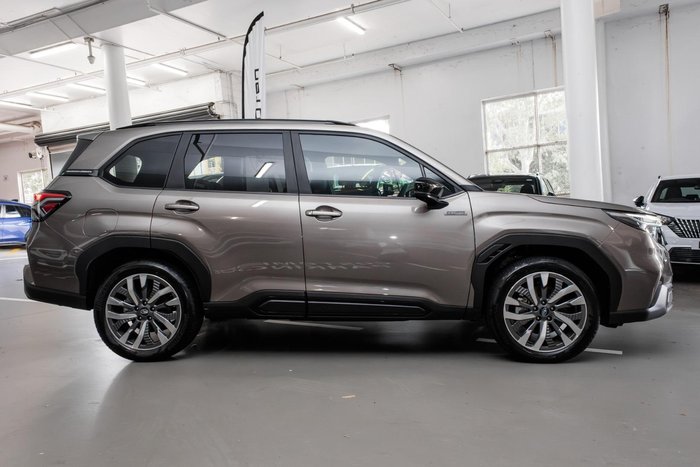 2025 Subaru Forester Hybrid Touring