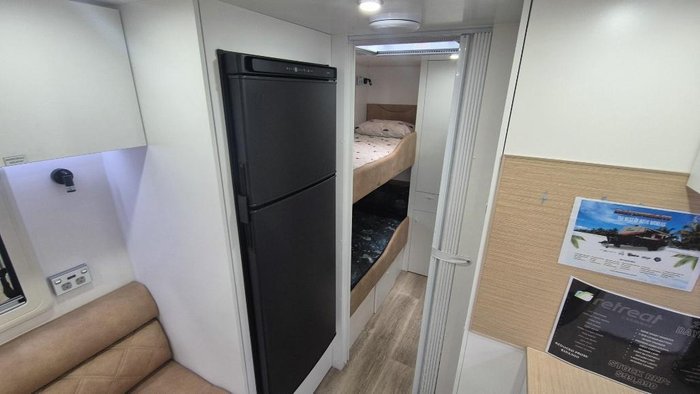 2024 Retreat Daydream 219Bse