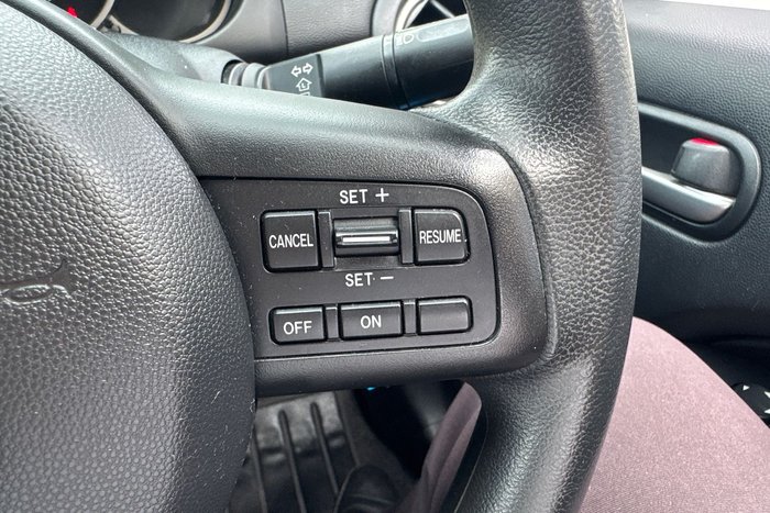 2014 Mazda 2 Neo Sport