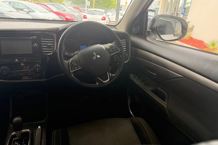 2015 Mitsubishi Outlander LS