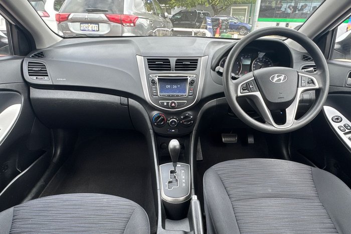 2015 Hyundai Accent Active