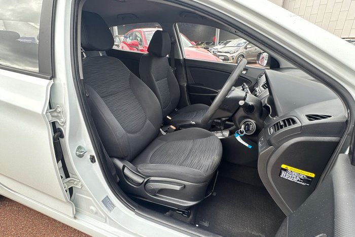 2015 Hyundai Accent Active