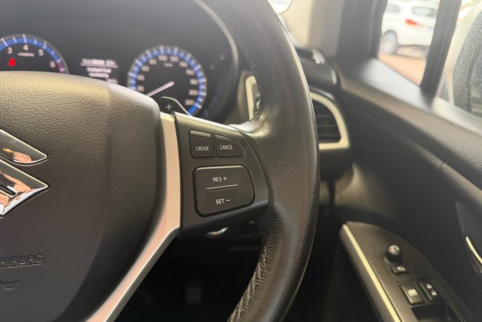 2014 Suzuki S-Cross GLX
