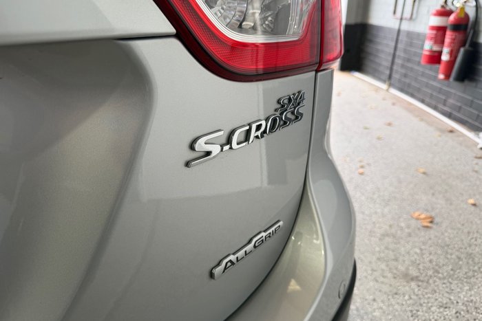 2014 Suzuki S-Cross GLX