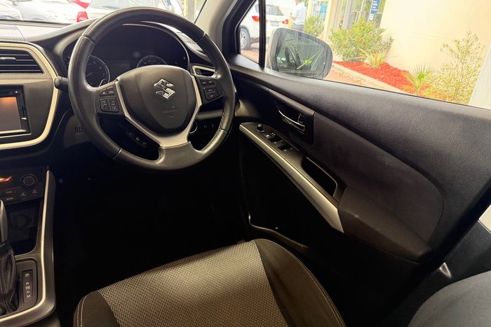2014 Suzuki S-Cross GLX