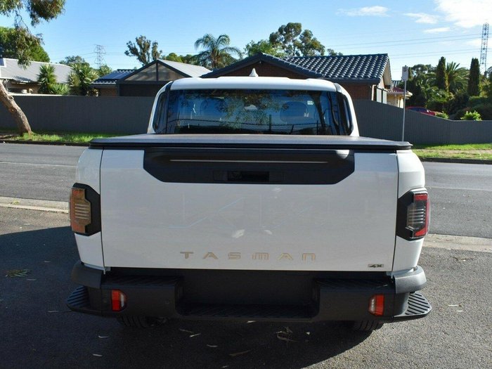 2025 Kia Tasman SX+