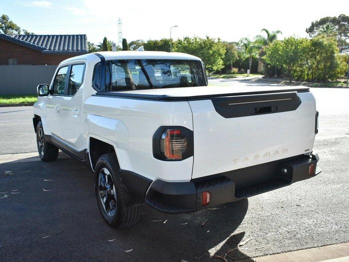 2025 Kia Tasman SX+