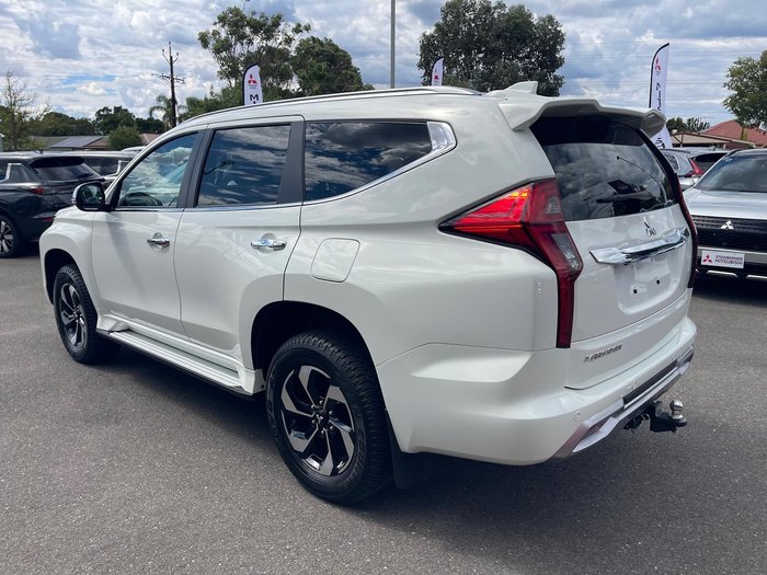 2024 Mitsubishi Pajero Sport Exceed