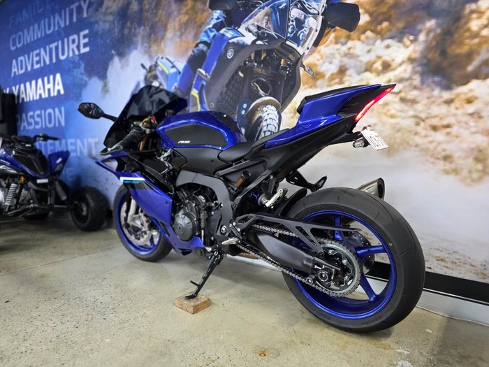 2025 Yamaha YZF-R9 BLUE