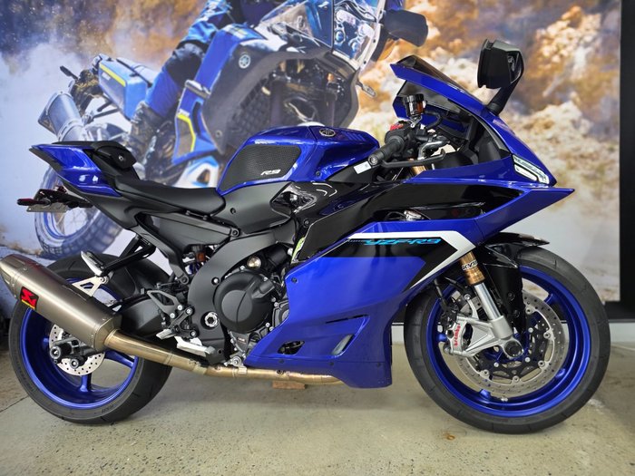 2025 Yamaha YZF-R9 BLUE