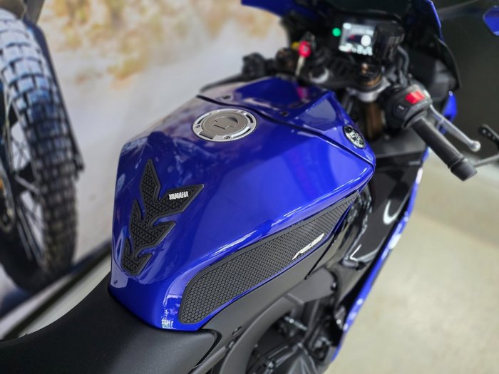 2025 Yamaha YZF-R9 BLUE