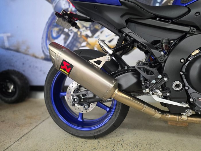 2025 Yamaha YZF-R9 BLUE