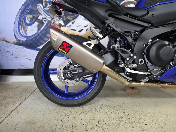 2025 Yamaha YZF-R9 BLUE