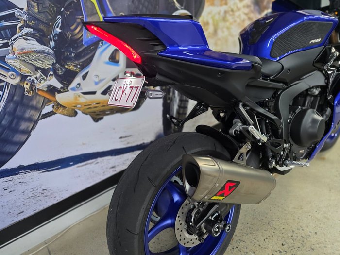 2025 Yamaha YZF-R9 BLUE