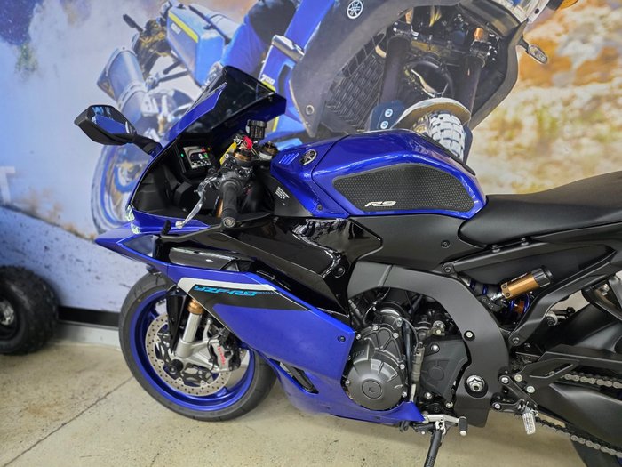 2025 Yamaha YZF-R9 BLUE
