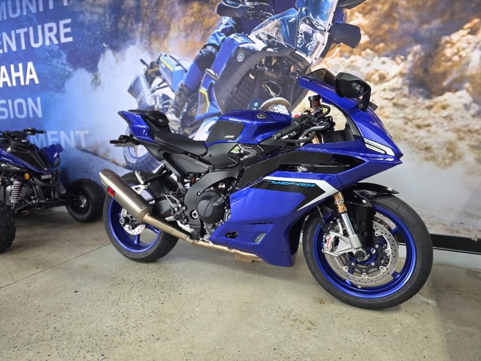 2025 Yamaha YZF-R9 BLUE