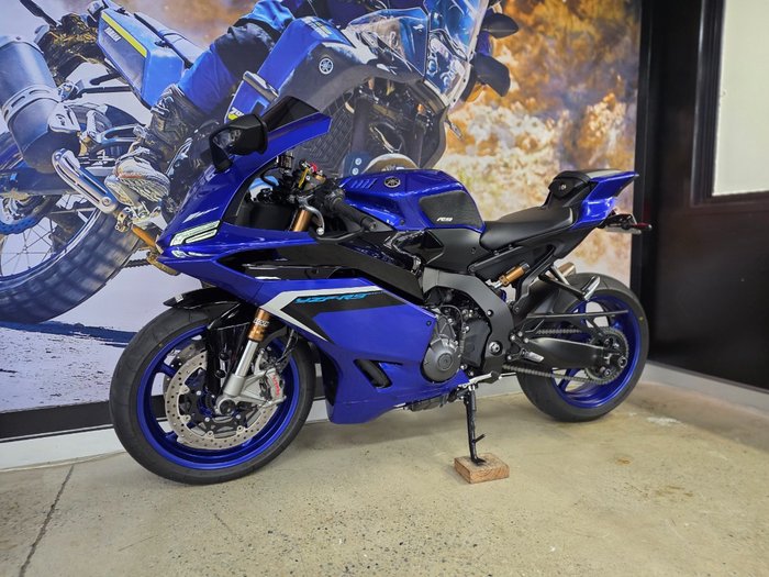 2025 Yamaha YZF-R9 BLUE