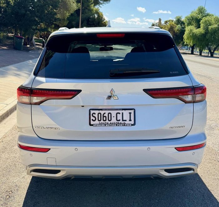 2021 Mitsubishi Outlander Exceed