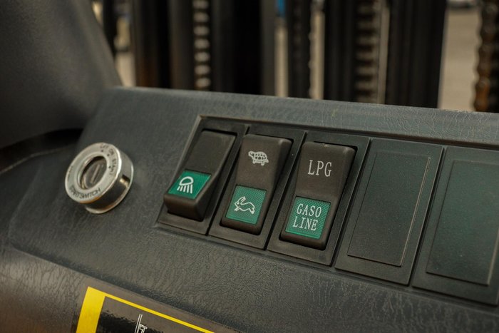 2026 Hyundai 25Le7u Yellow