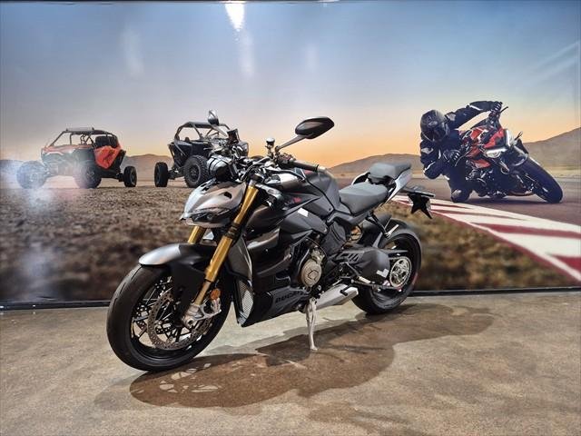 2025 Ducati Streetfighter V4 S