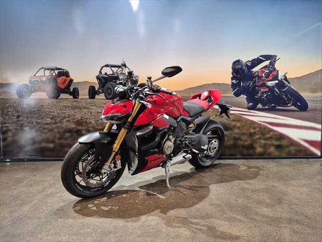 2025 Ducati Streetfighter V4 S