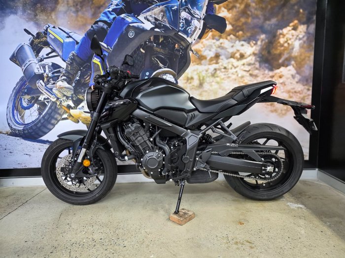 2023 Honda CB650R BLACK