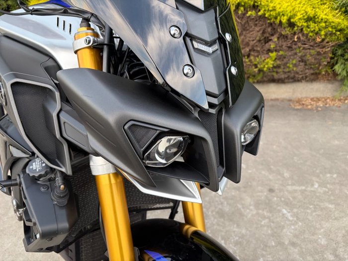 2017 Yamaha MT-10SP Silver