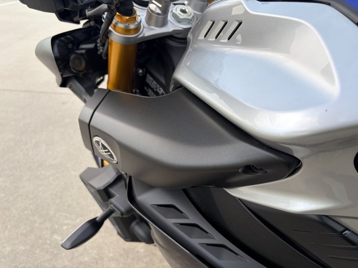 2017 Yamaha MT-10SP Silver