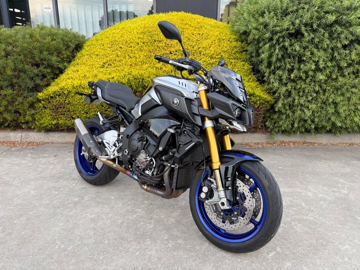2017 Yamaha MT-10SP Silver