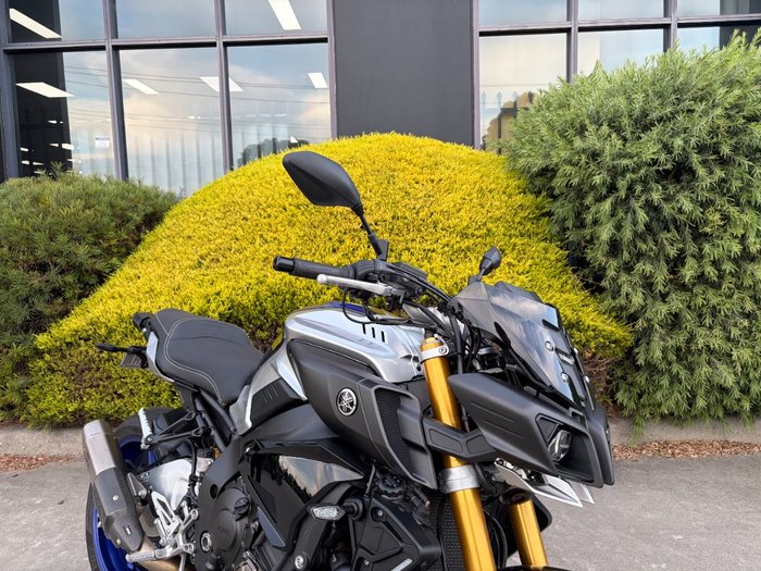 2017 Yamaha MT-10SP Silver