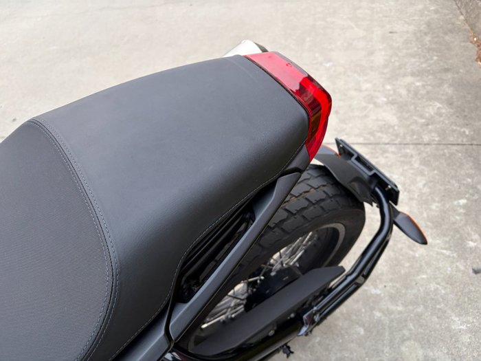 2019 Indian FTR 1200 S RED STEEL GRAY Red