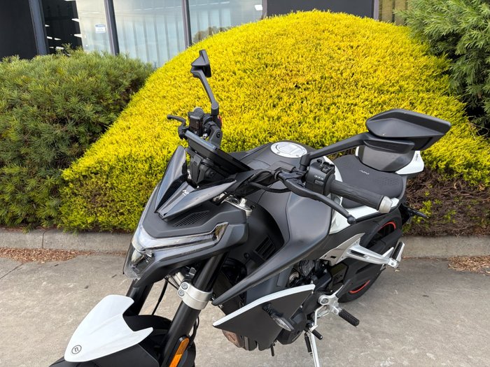 2023 CFMOTO NK SPORT Black