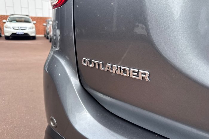 2017 Mitsubishi Outlander LS