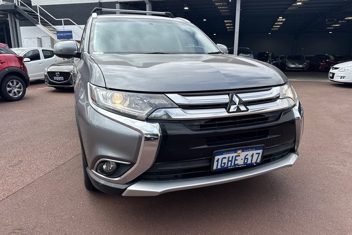 2017 Mitsubishi Outlander LS