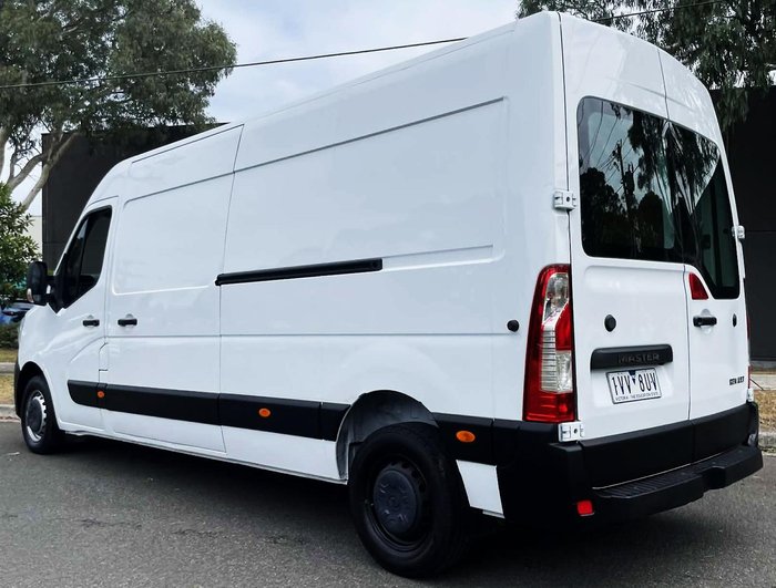 2022 Renault Master Pro 110kW