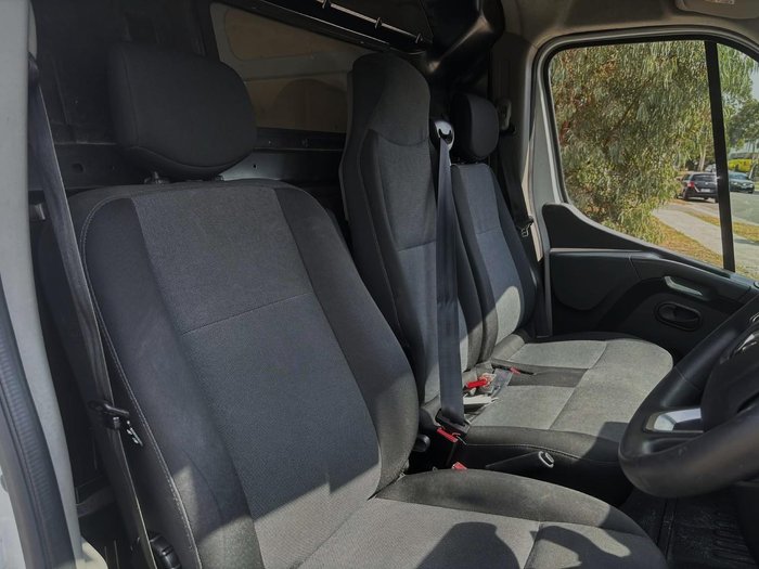 2022 Renault Master Pro 110kW