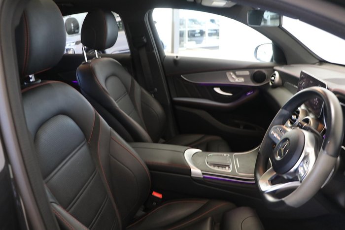 2023 Mercedes-Benz GLC-Class GLC300