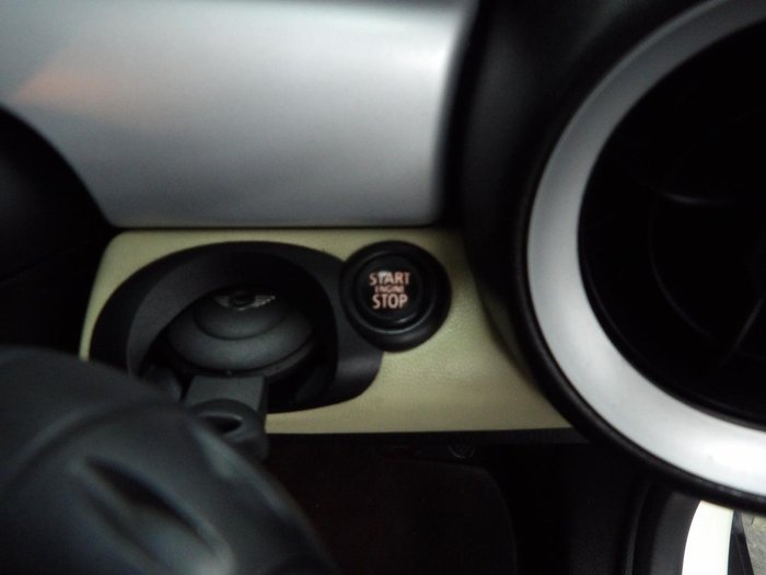 2009 MINI Hatch Cooper