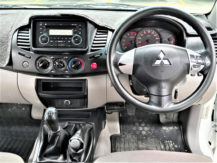 2012 Mitsubishi Triton GLX MN MY12 4X4 Dual Range White