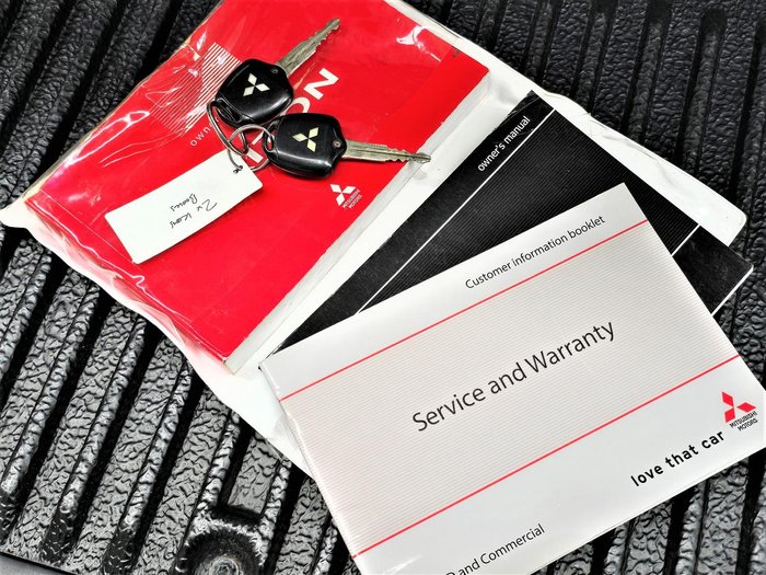 2012 Mitsubishi Triton GLX MN MY12 4X4 Dual Range White