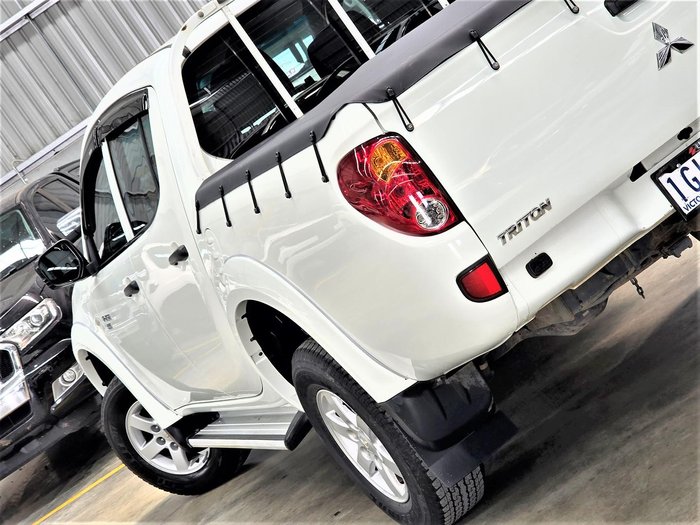 2012 Mitsubishi Triton GLX MN MY12 4X4 Dual Range White