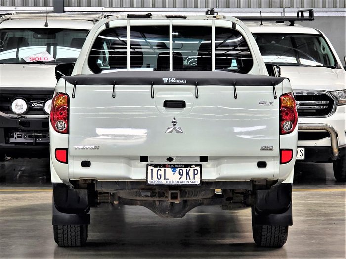 2012 Mitsubishi Triton GLX MN MY12 4X4 Dual Range White