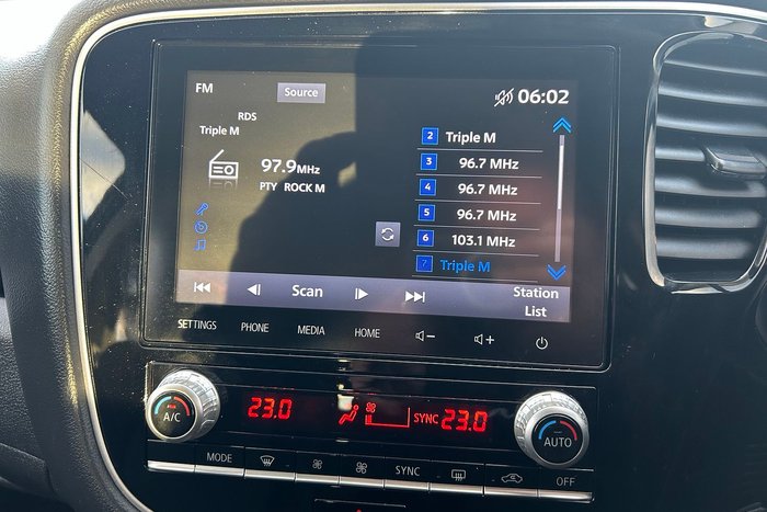 2019 Mitsubishi Outlander ES