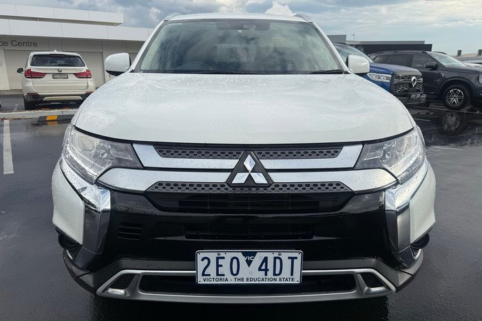 2019 Mitsubishi Outlander ES